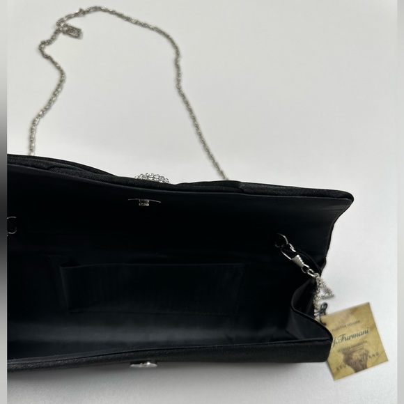 NWT Evening satin clutch with chain - Picture 7 of 7